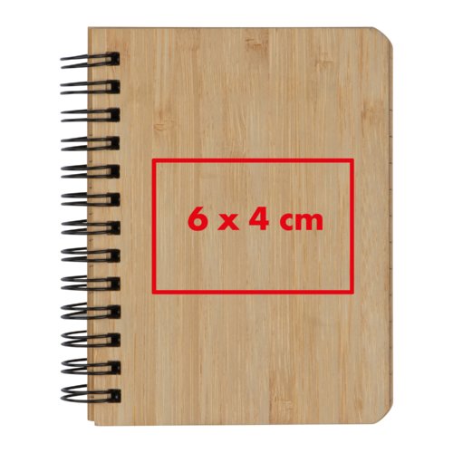 Quaderno in legno chiaro con rilegatura a spirale.